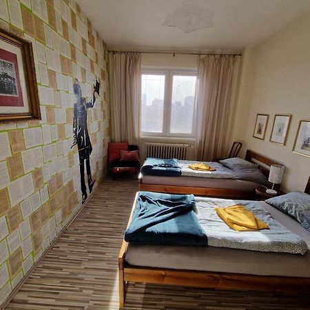Touch Of History Apartment Братислава Екстер'єр фото