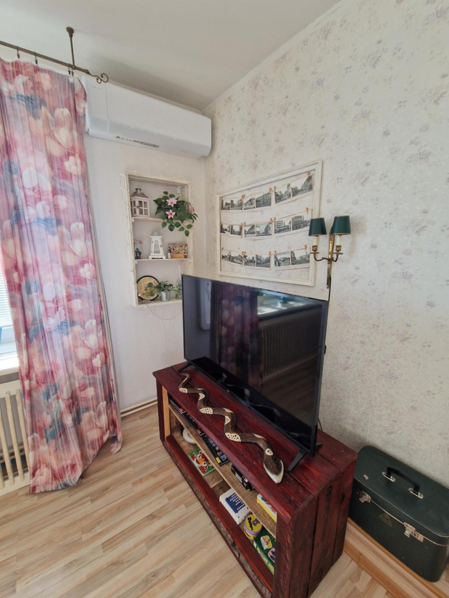 Touch Of History Apartment Братислава Екстер'єр фото